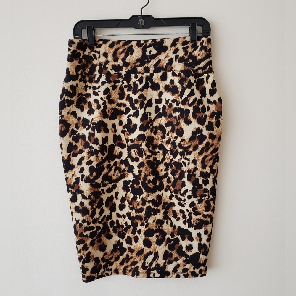 Leopard pencil skirt